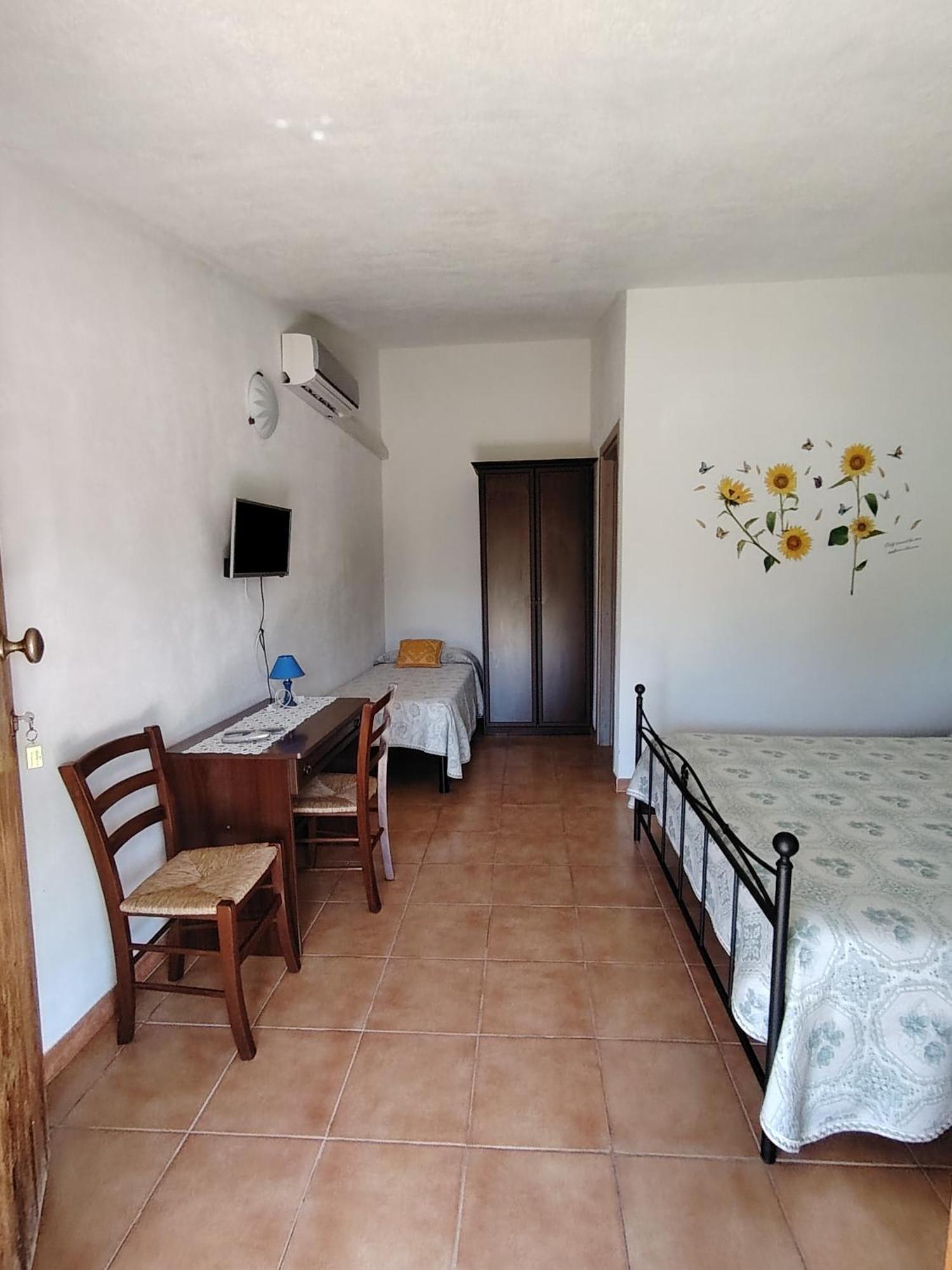 Agriturismo Sa E Padedda Mores Quarto foto